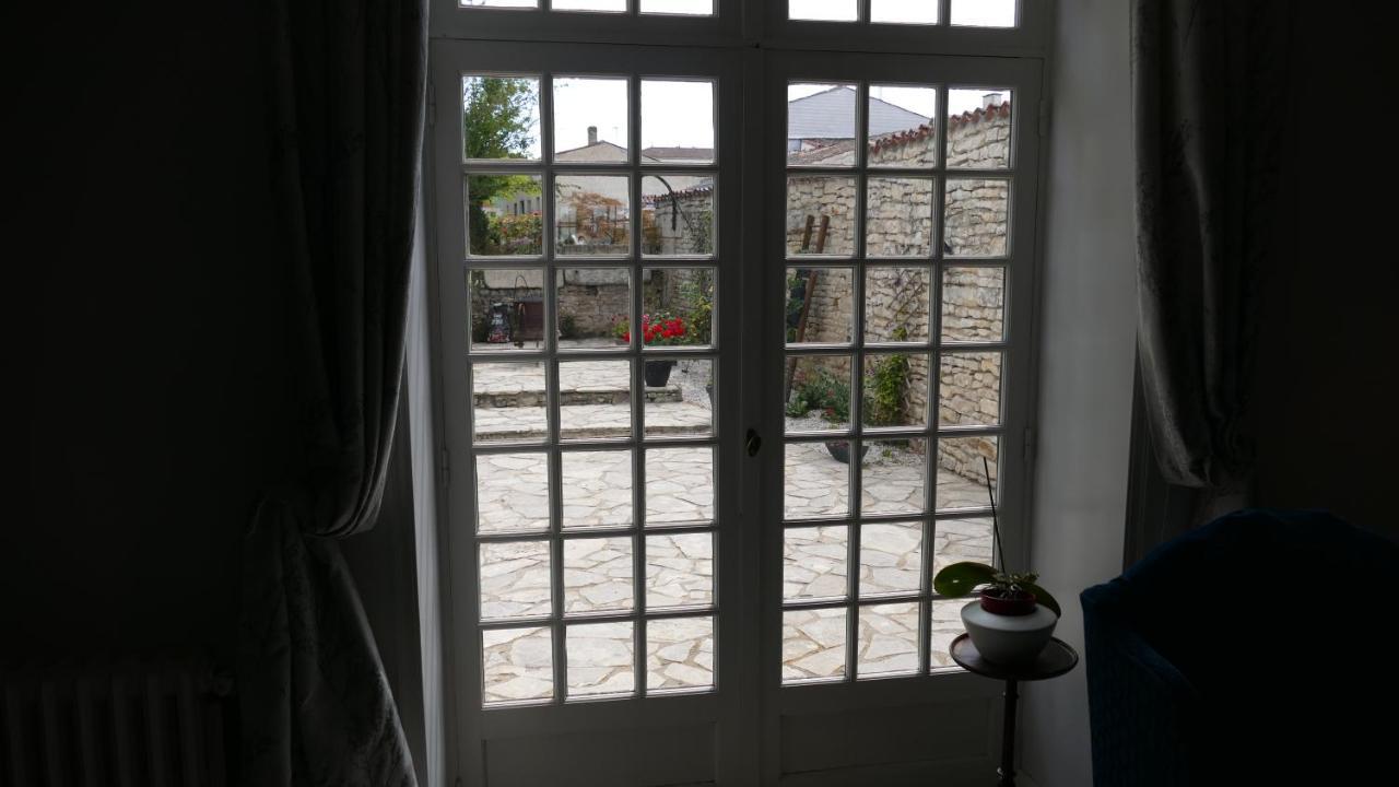 La Rochelle Et L'Aunis Acomodação com café da manhã Saint-Sauveur-d'Aunis Exterior foto