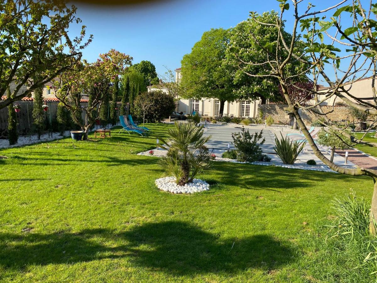 La Rochelle Et L'Aunis Acomodação com café da manhã Saint-Sauveur-d'Aunis Exterior foto